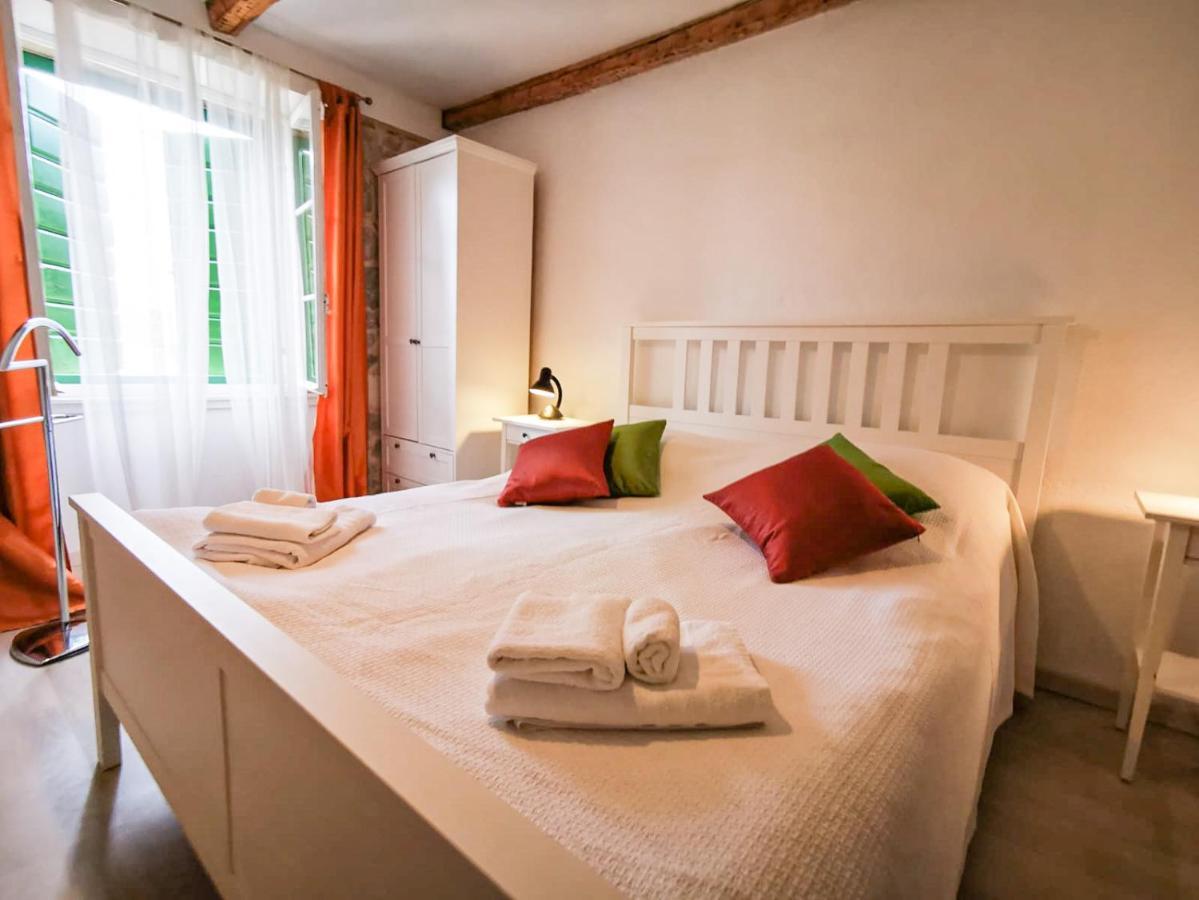 Val Comeza Hotel Komiza Ngoại thất bức ảnh