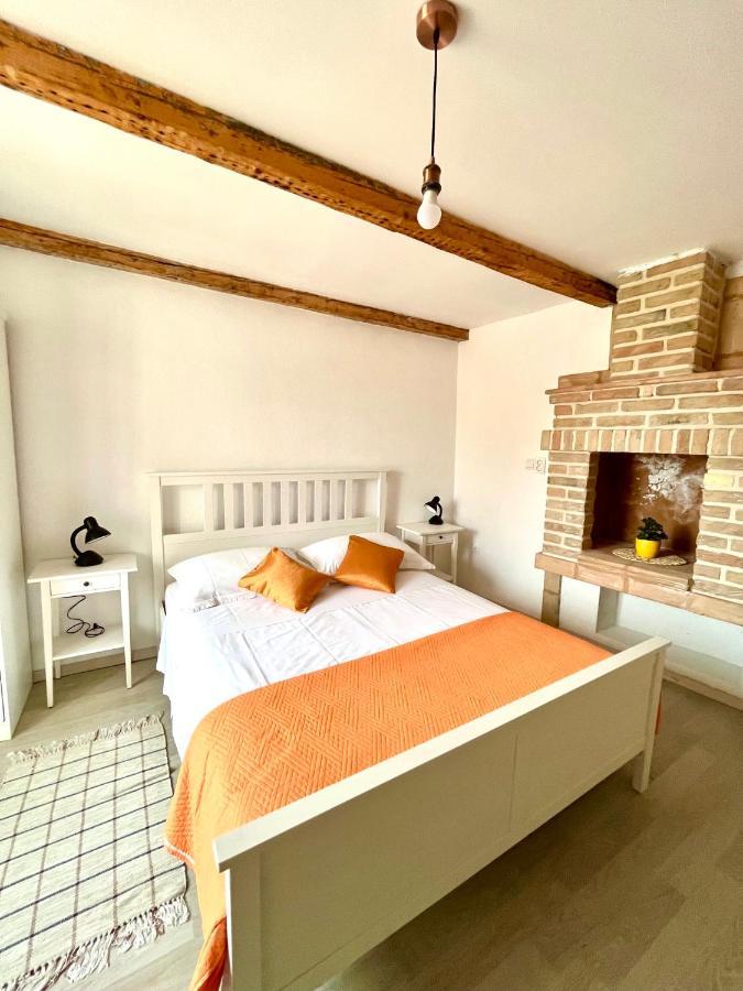 Val Comeza Hotel Komiza Ngoại thất bức ảnh